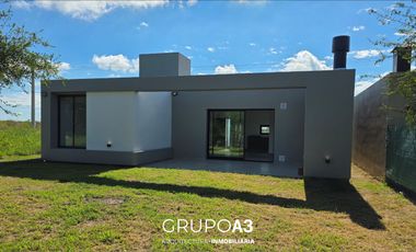 EXCELENTE CASA A ESTRENAR EN ALTA GRACIA – APTA CRÉDITO!!! 848