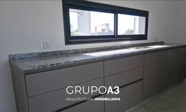 EXCELENTE CASA A ESTRENAR EN ALTA GRACIA – APTA CRÉDITO!!! 848