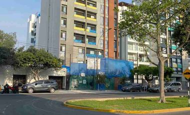 Alquiler de departamento en estreno con cochera             Entrega Abril 2026