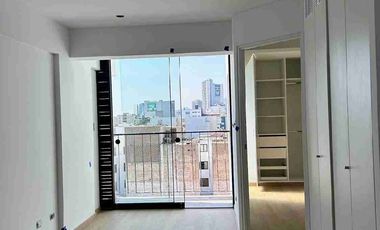 Alquiler de departamento en estreno con cochera             Entrega Abril 2026