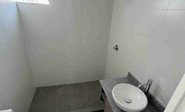 Alquiler de departamento en estreno con cochera             Entrega Abril 2026