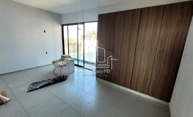 CASA CON ALBERCA EN MORELOS