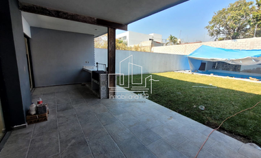 CASA CON ALBERCA EN MORELOS