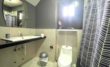 En Manta se Alquila  Casa  Amoblada de 3 dormitorios con Piscina, sector Sur - Ciudad del Sol