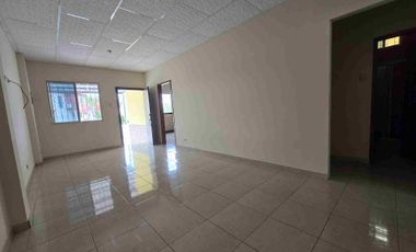 vendo casa 1 planta en urbanización valle alto