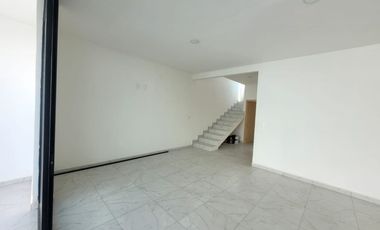 CASA CON ALBERCA EN MORELOS