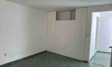 RENTA DE CASA EN COTO CERRADO