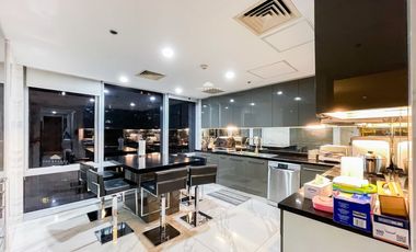 Corner Unit Penthouse 4BR Condo for Sale in Makati at Raffles Residences