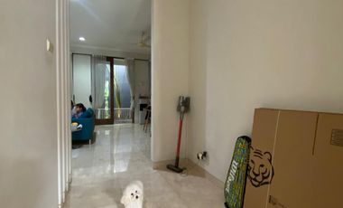 Disewa Rumah Unfurnished di Compound Tenang dan Hijau Mutiara Kemang Jakarta Selatan