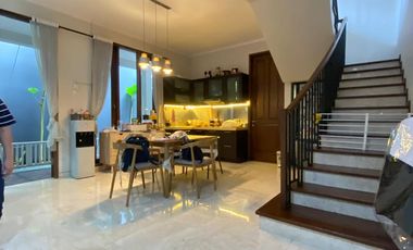 Disewa Rumah Unfurnished di Compound Tenang dan Hijau Mutiara Kemang Jakarta Selatan