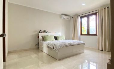 Disewa Rumah Unfurnished di Compound Tenang dan Hijau Mutiara Kemang Jakarta Selatan