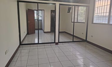 Departamento de alquiler en Samanes 1, 2 dormitorios, Conjunto Cerrado.