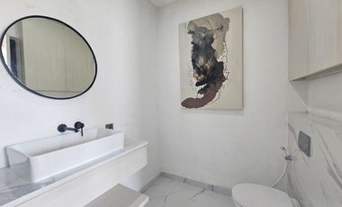 Villa Baru dan Mewah Siap Huni Disewakan, di Denpasar Barat Area