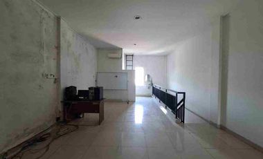 Dijual/Disewakan Ruko Kondisi Bagus di Tipes