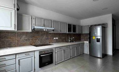 Departamento Totalmente remodelado vista al río se Alquila en Centro Malecón - Torres del Río