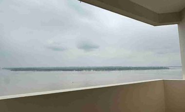 Departamento Totalmente remodelado vista al río se Alquila en Centro Malecón - Torres del Río