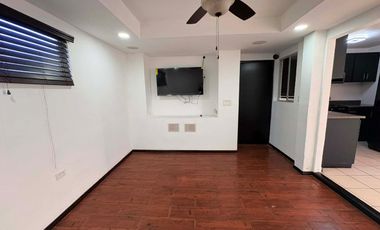 HERMOSA CASA SANTA FE CERCA DE PLAZAS COMERCIALES