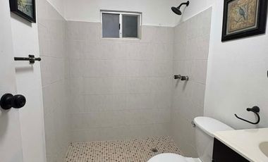 HERMOSA CASA SANTA FE CERCA DE PLAZAS COMERCIALES