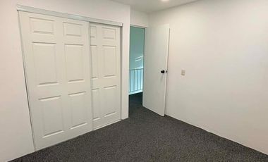 HERMOSA CASA SANTA FE CERCA DE PLAZAS COMERCIALES