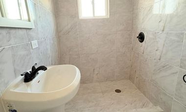 HERMOSA CASA SANTA FE CERCA DE PLAZAS COMERCIALES