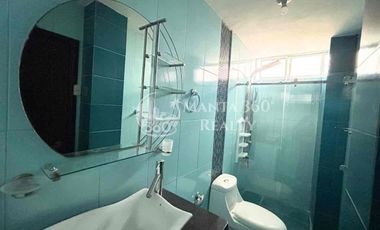 Venta de casa en Manta Beach, sur de Manta