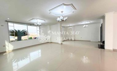 Venta de casa en Manta Beach, sur de Manta