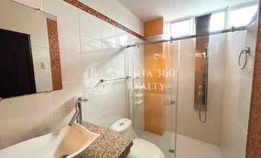 Venta de casa en Manta Beach, sur de Manta