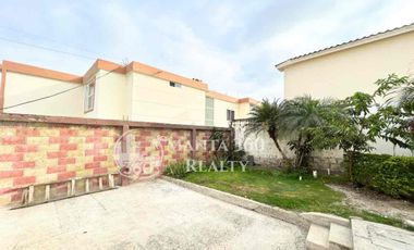 Venta de casa en Manta Beach, sur de Manta