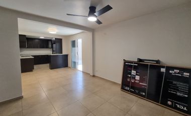 CASA ZONA RIO , 5 MIN GARITA DE SAN YSIDRO