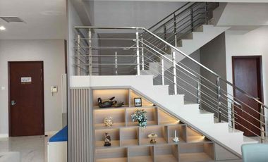 Grand Sungkono Lagoon Penthouse 3br+1