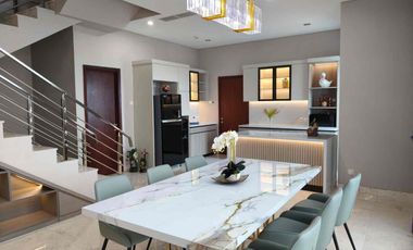 Grand Sungkono Lagoon Penthouse 3br+1