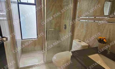 RENTO O ARRIENDO CASA AMOBLADA EN URBANIZACION A 2 CUADRAS DEL RIO YANUNCAY Y WAYRA PLAZA