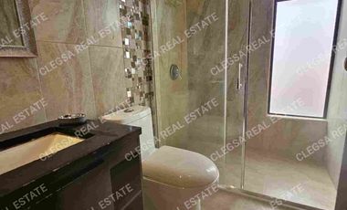 RENTO O ARRIENDO CASA AMOBLADA EN URBANIZACION A 2 CUADRAS DEL RIO YANUNCAY Y WAYRA PLAZA