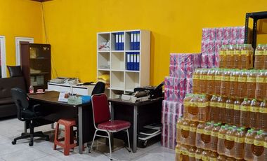 Di Jual Rumah 2 Lantai & Toko Pinggir Jalan Utama Pasar Perumnas Telukjambe