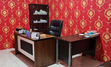 Di Jual Rumah 2 Lantai & Toko Pinggir Jalan Utama Pasar Perumnas Telukjambe