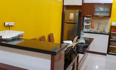 Di Jual Rumah 2 Lantai & Toko Pinggir Jalan Utama Pasar Perumnas Telukjambe