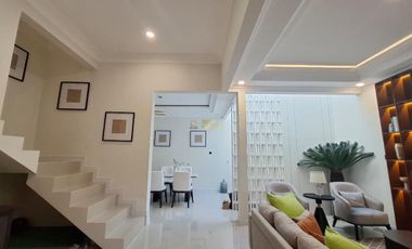 RUMAH MEWAH SIAP HUNI FURNISHED DI MAGUWOHARJO