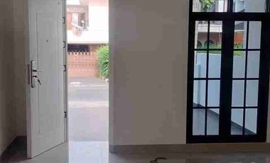 Rumah Baru Murah Dan Cantik 2 Lantai Di Jln Kamboja  Jakarta Timur