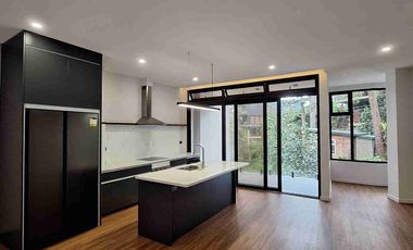 FOR Sale Brand New Smart Home 5 Bedrooms Ready for Occupancy