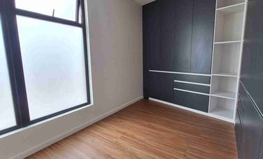 FOR Sale Brand New Smart Home 5 Bedrooms Ready for Occupancy