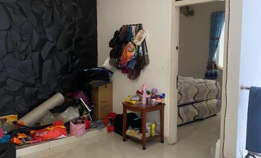 Dijual Cepat Rumah Siap Huni di Kelapa Puyuh dengan luas tanah 8x20 punya 2 Carport mobil dengan harga 3,3M Nego  ⸻