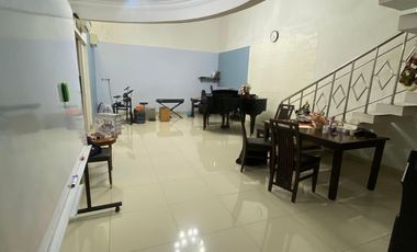 Dijual Cepat Rumah Siap Huni di Kelapa Puyuh dengan luas tanah 8x20 punya 2 Carport mobil dengan harga 3,3M Nego  ⸻