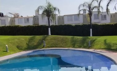 $ 900,000 Casa en la Planta Baja, Una Recámara y Un Baño Completo en Fraccionamiento Los Laureles, Xochitepec, Morelos