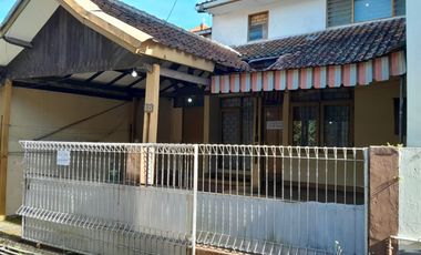 Disewakan Rumah komplek taman bumi prima Cimahi Utara