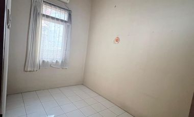 Di Sewakan Rumah Di antapani cocok untuk keluarga Lingkungan Nyaman Dan Asri, Bebas Banjir, Akses Jalan Luas Dua mobil