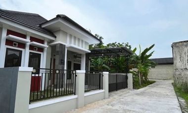 RUMAH BARU DAN MURAH DEKAT STASIUN BRAMBANAN JOGJA