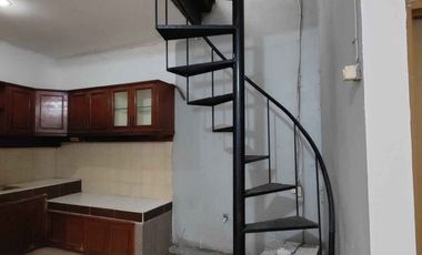 DISEWAKAN Rumah MURAH dalam Cluster Eklusive di Arcamanik Sekitar Jalan Permata Tamansari Arcam Kota Bandung , Lingkungan tenang nyaman , Akses enak