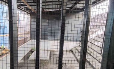 DISEWAKAN Rumah MURAH dalam Cluster Eklusive di Arcamanik Sekitar Jalan Permata Tamansari Arcam Kota Bandung , Lingkungan tenang nyaman , Akses enak