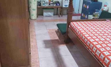 rumah luas mewah Megah