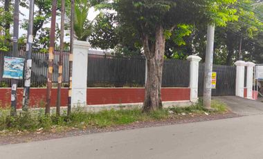 rumah luas mewah Megah